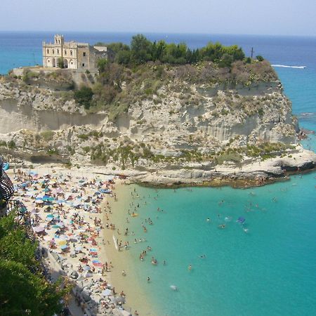 Hotel Virgilio Tropea Exterior foto
