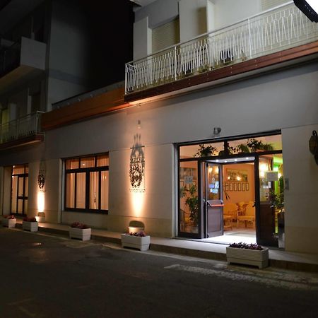 Hotel Virgilio Tropea Exterior foto